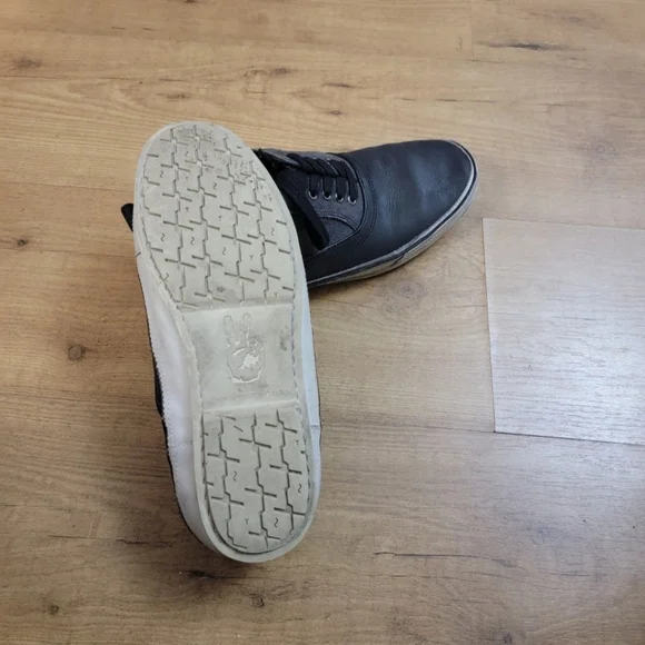 JOHN VARVATOS * U.S.A Sneakers